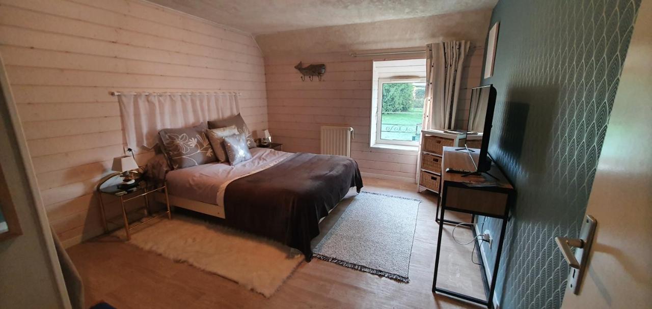 Chambres D'Hotes Avec Piscine Aux Agapanthes De Cromel - Mont Saint Michel Saint-Quentin-sur-le-Homme Exterior foto