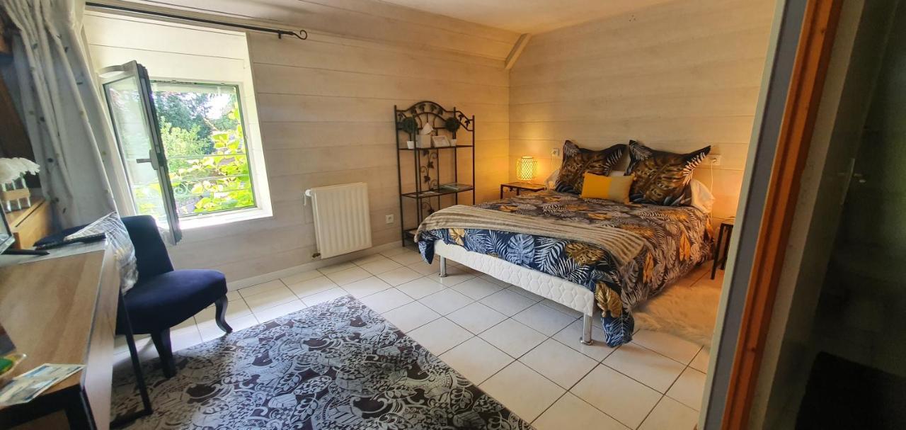 Chambres D'Hotes Avec Piscine Aux Agapanthes De Cromel - Mont Saint Michel Saint-Quentin-sur-le-Homme Exterior foto
